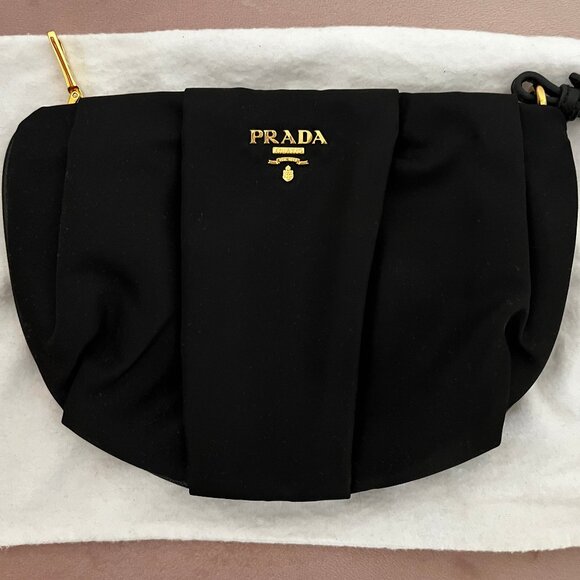 Vintage Prada Tessuto Nylon Wristlet - Picture 2 of 8